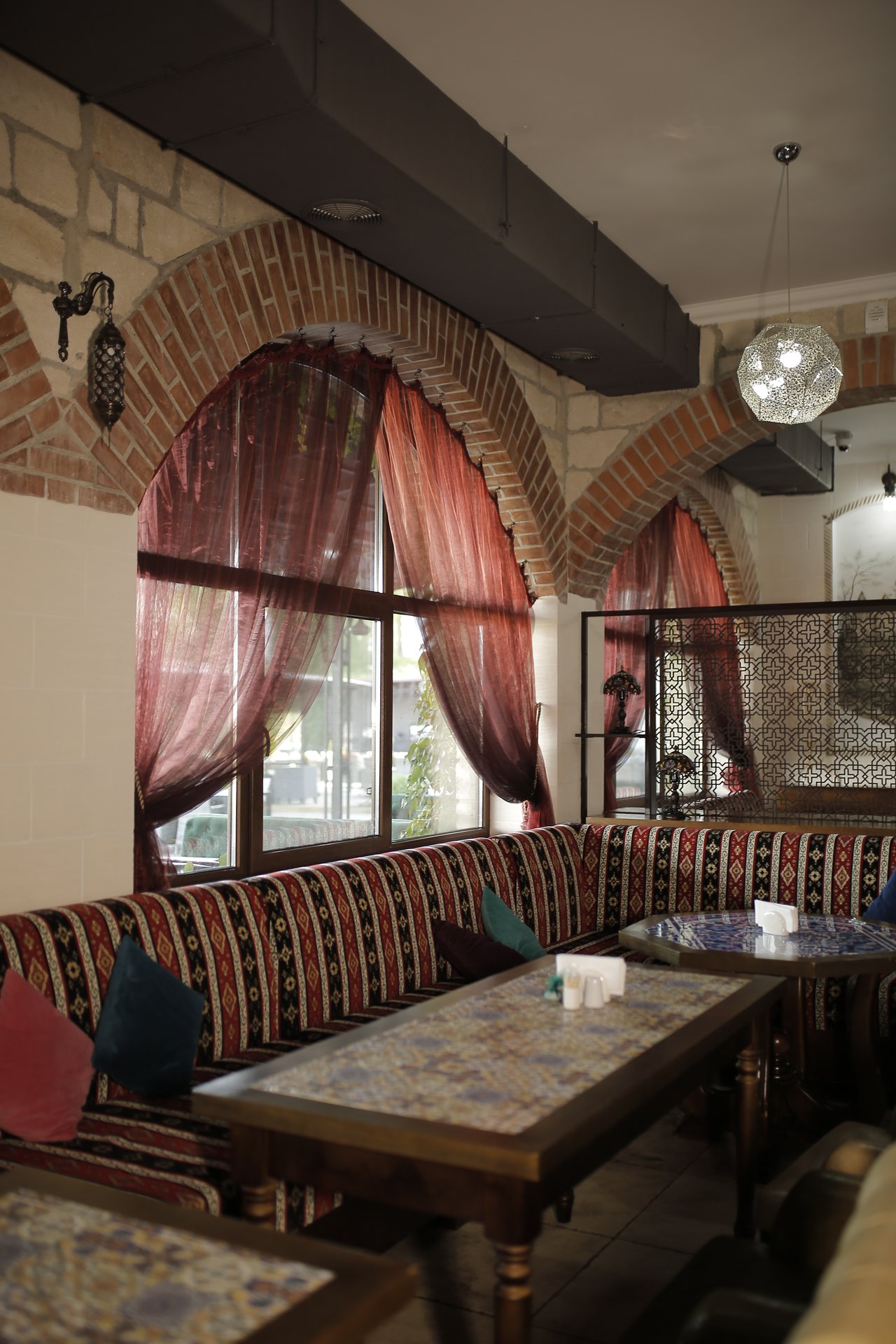 Lounge Bar